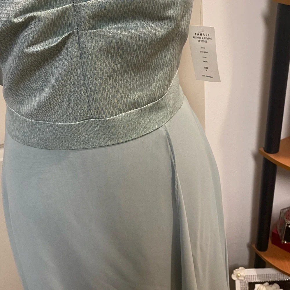 TAHARI CHIFFON GOWN WITH JACKET SIZE 8 METALLIC JACQUARD ARTHUR LEVINE MINT. - Picture 15 of 15